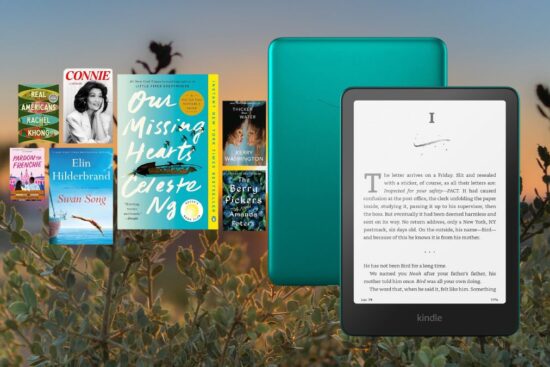 Amazon Kindle Paperwhite Signature Edition with a teal back and e-ink display, surrounded by book covers.