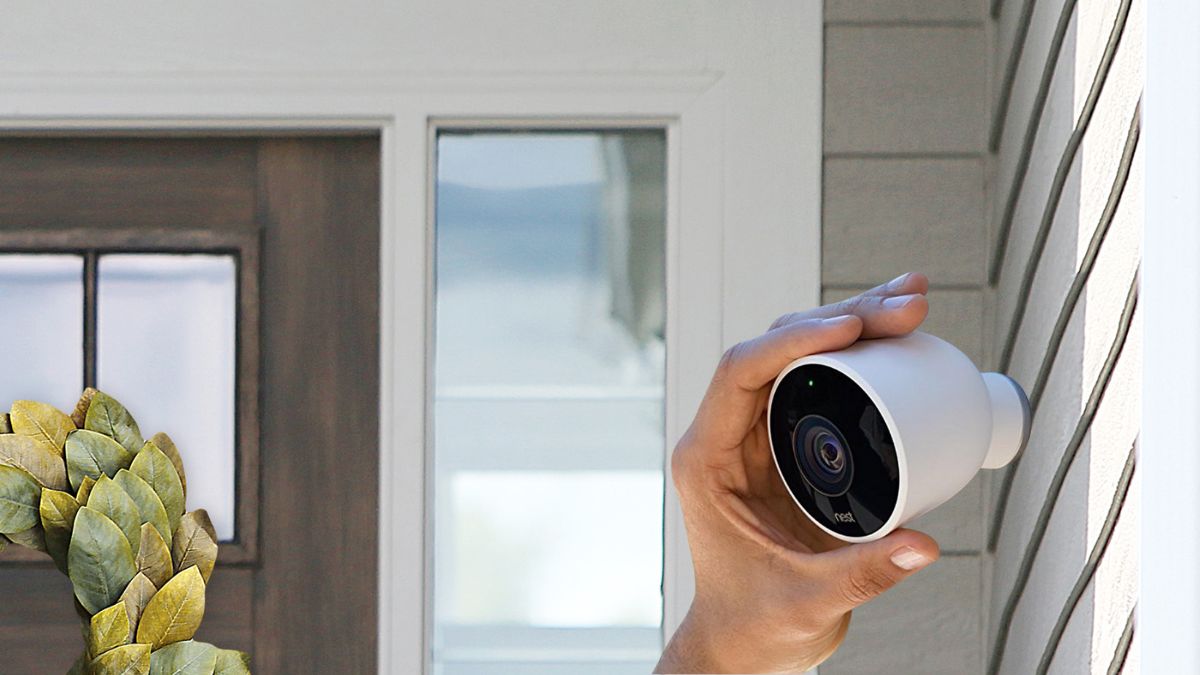 Nest Outdoor Security Camera White NC2100ES Bundle with 2 Pack WiFi Smart Plug