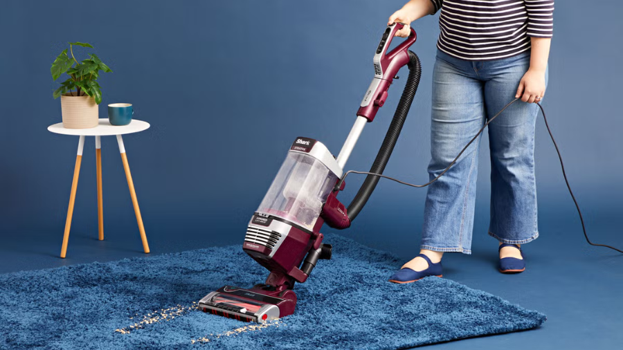Shark Stratos Upright Vacuum