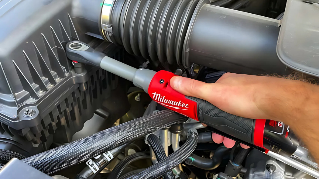 Milwaukee 2566-20 M12 FUEL 1/4 Cordless High Speed Ratchet