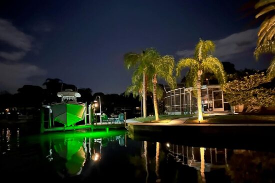 The Saltwater-Approved Underwater Dock Light: Green Glow Dock Light Barnacle Burner