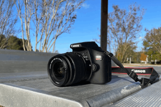 Canon EOS Rebel T7 DSLR Camera with 18-55mm Lens
