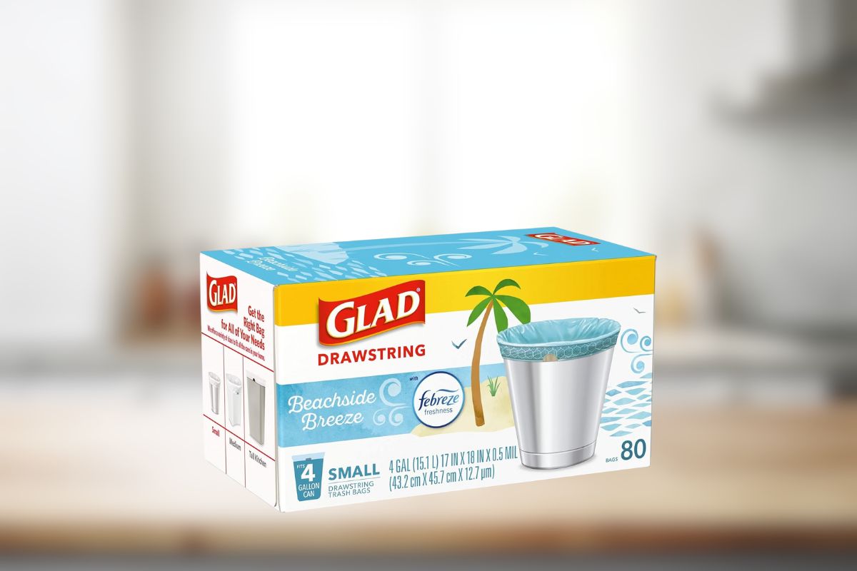 Say Goodbye to Odors: Glad OdorShield Small Trash Bags with Febreze