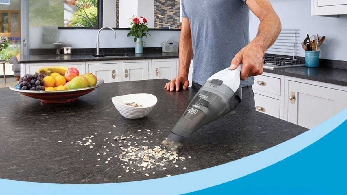 BLACK+DECKER dustbuster