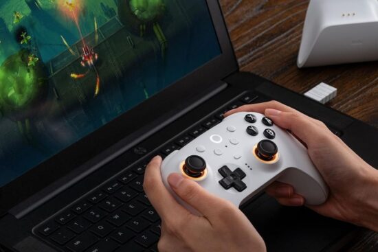 8Bitdo Ultimate 2 Bluetooth Controller