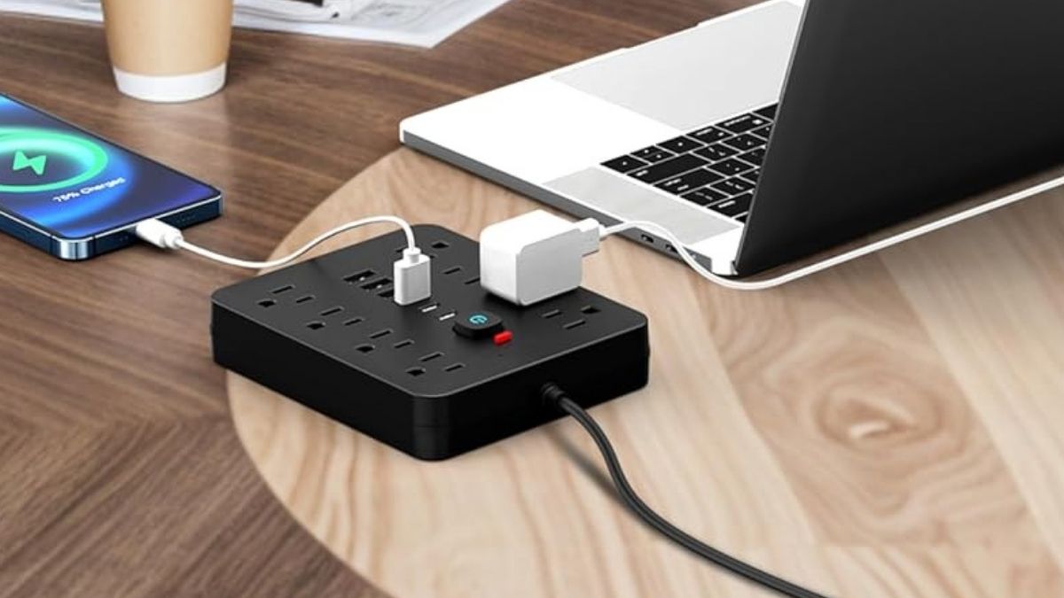 JouleLoom Power Strip Surge Protector with 8 Outlets