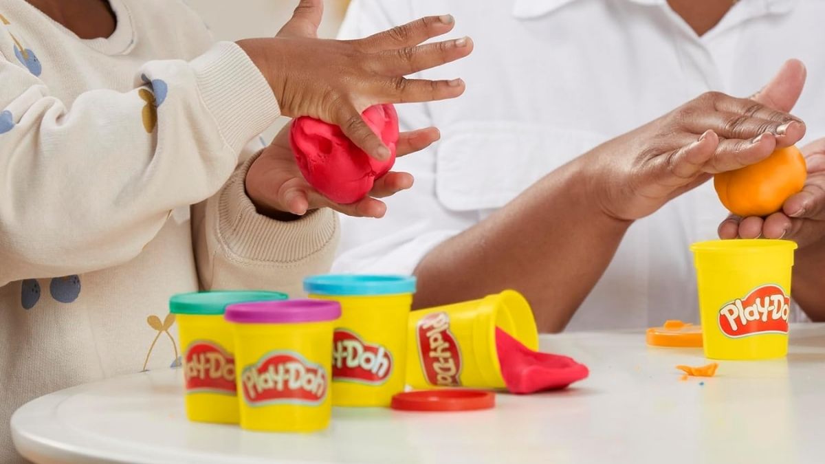 Play Doh Modeling Compound 10-Pack Case