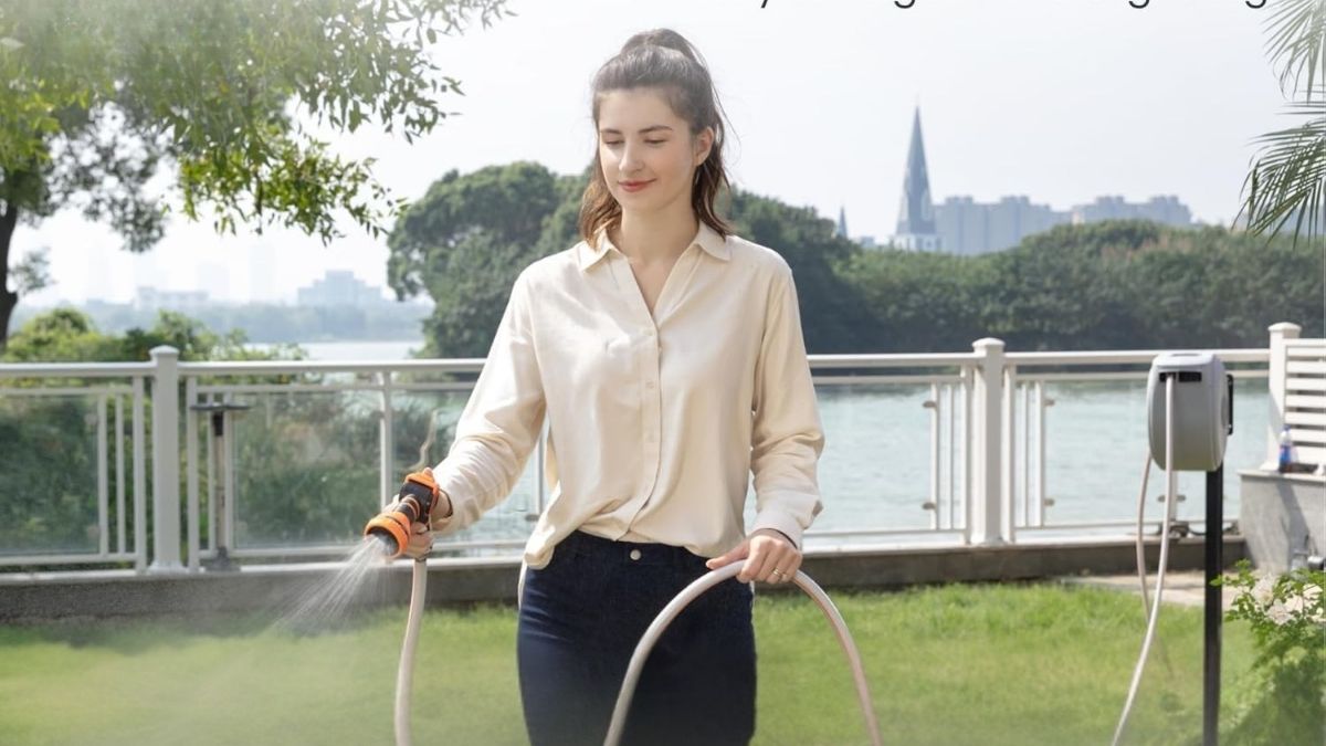 Giraffe Tools CW20 Retractable Garden Hose Reel: A Smarter Way to Water