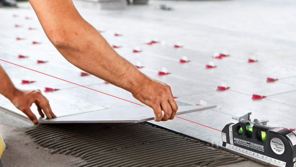 Multipurpose Laser Level Kit: Your Fast Track to Straighter DIY Results