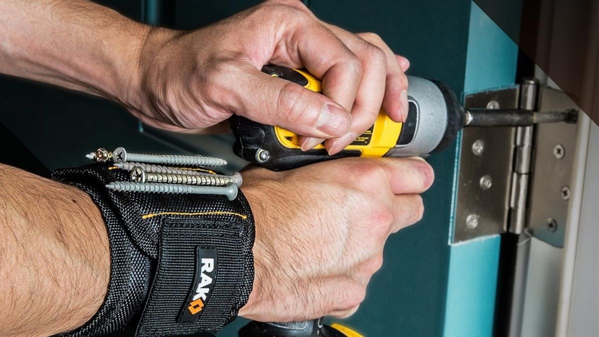 RAK Magnetic Wristband: The Ultimate Tool Gift for DIY Enthusiasts
