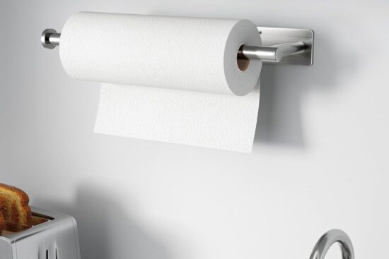 Why the niffgaff B0BLSKRJMP Paper Towel Holder Works When Space Is Tight
