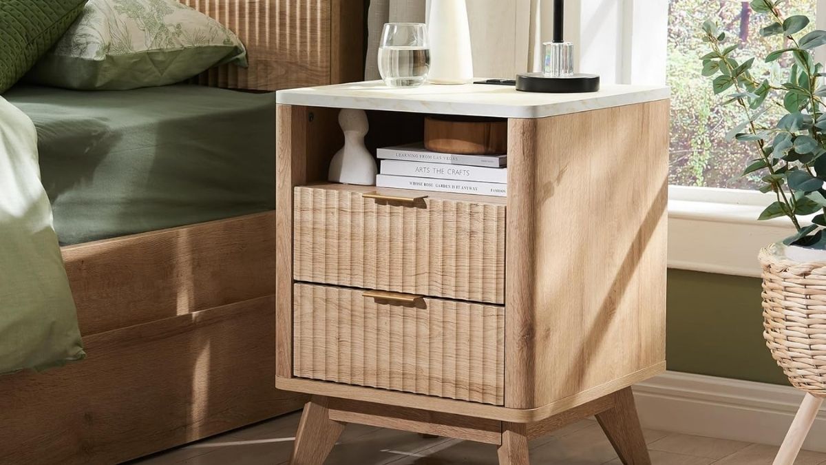 T4TREAM Fluted Nightstand Set of 2: Built-In Charging and Modern Storage for Your Bedroom