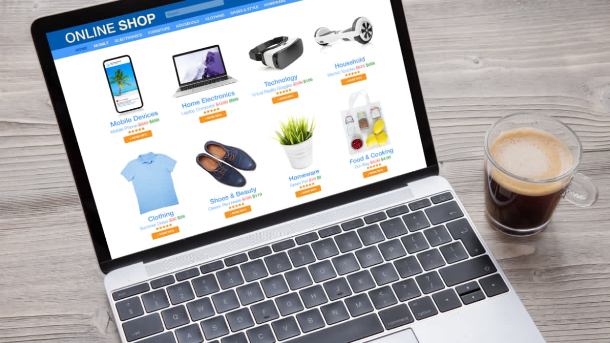 Online shopping tips checklist for finding deals and avoiding scams